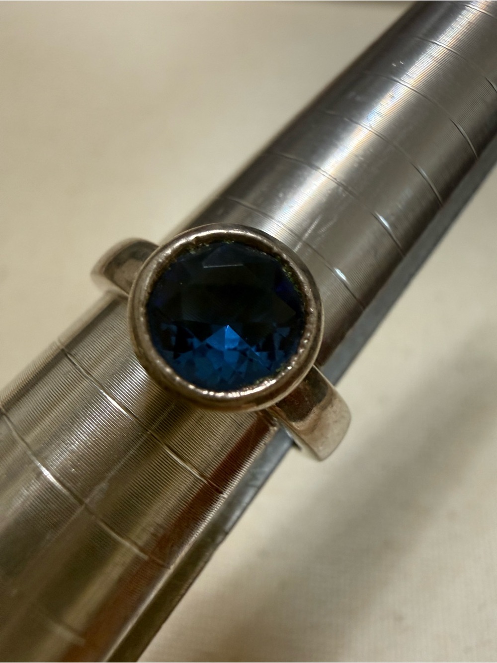 Sterling Silver 925 Ring with Deep Blue Gemstone size 7